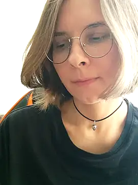 Živý XXX chat Aashikalaa