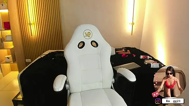liah_cleir 现场XXX聊天