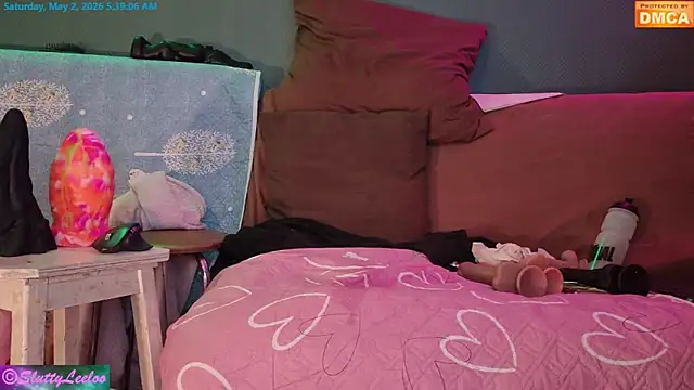 MissSluttyLeeloo Live XXX-Chat
