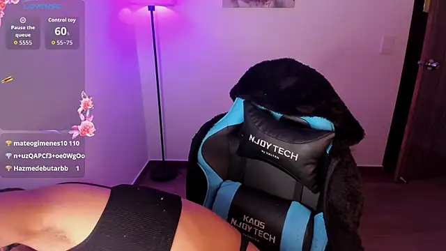 Nicole_Ss Adlı Modelin Canlı XXX Sohbeti