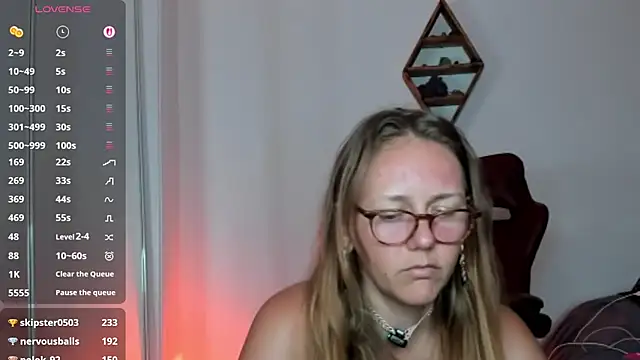 jasminedaze888 élő XXX-chatje
