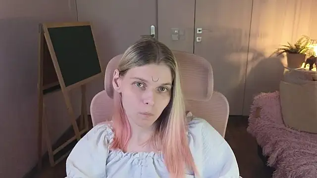 LunaEx_n Webbikameraesitys