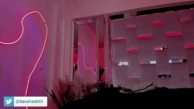 แชท XXX สดของ Sara_Foxx1