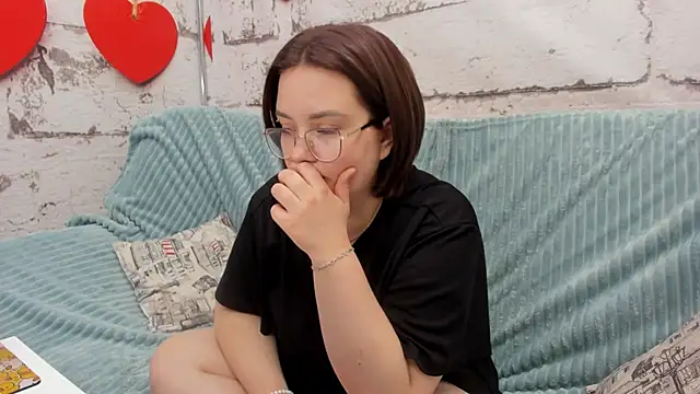 Show modela Sweetie_Rozzy na web-kameri