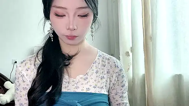 yiyibaby2026 网络视讯表演
