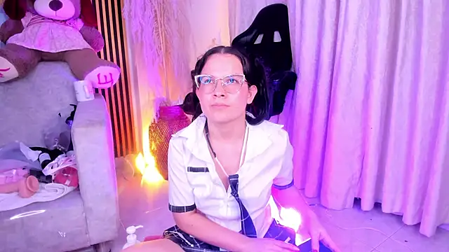 Онлайн чат XXX alejagarcia_