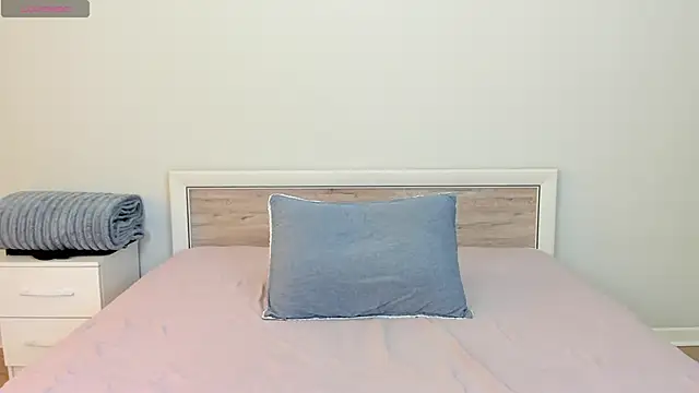 Kiraeko Adlı Modelin Canlı XXX Sohbeti