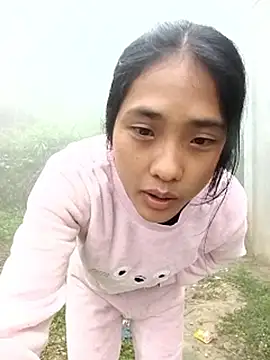 Hoa-tuylip's Webcam Show