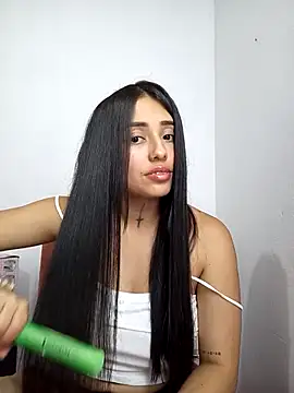 Chat +18 de Sofia_888 ao vivo