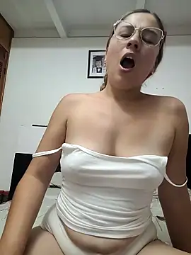 XXX chat uživo modela selena_gomez2