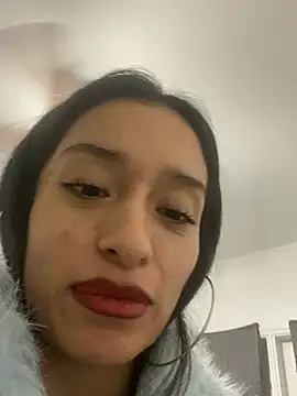 Leslycherry's Live XXX Chat