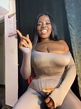 XXX chat uživo modela karinacortes