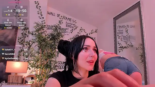 mira0_0n Webbikameraesitys
