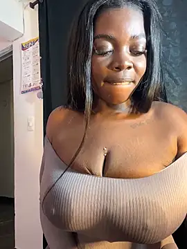 karinacortes' Live XXX Chat