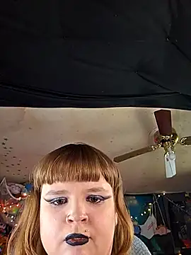 VelvetDiablo Show in webcam
