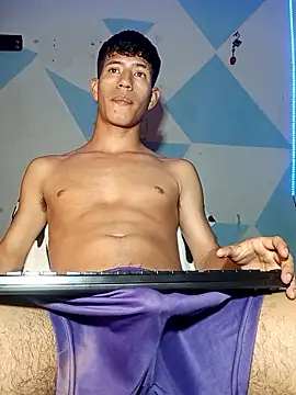 dareck_18 Live XXX Chat