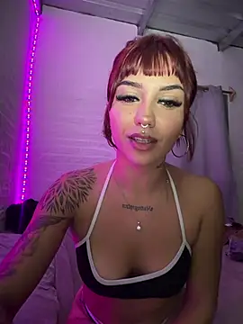 Tori_Scarlett's Live XXX Chat