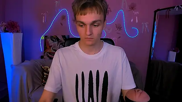 Вебкам-шоу john_lik
