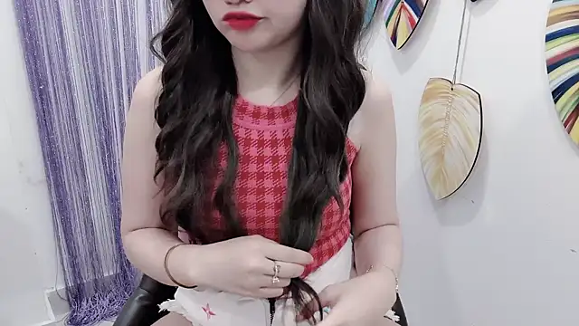 XXX chat uživo modela Ari-sweety