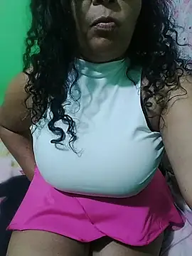 Amarantha25のライブXXXチャット