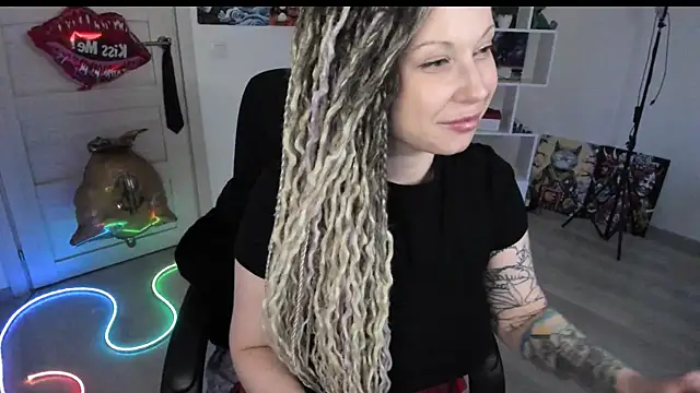 Chat +18 de HoneySallyMoore ao vivo