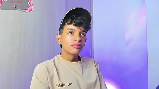 Maxfrost1 webcam show
