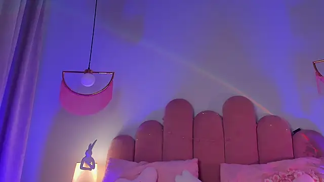ElsaYoung – Naživo XXX chat