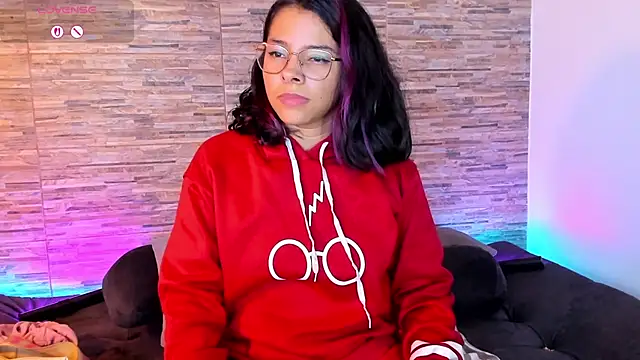 XXX chat uživo modela nath_redrex