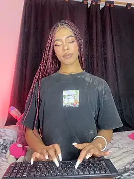bloom444 Webcam Show