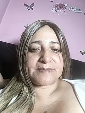 Živý XXX chat AlexadraJones3453