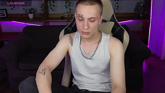 Show modela Dreamkai na web-kameri
