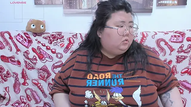 Nadine_asian's Live XXX Chat