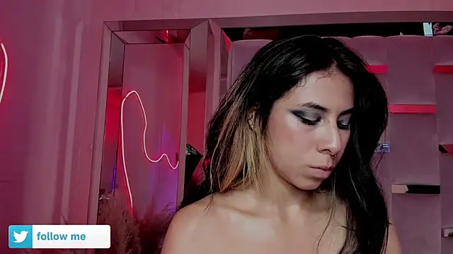Živý XXX chat Sara_Foxx1