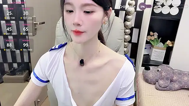 Yueyue-MM 网络视讯表演