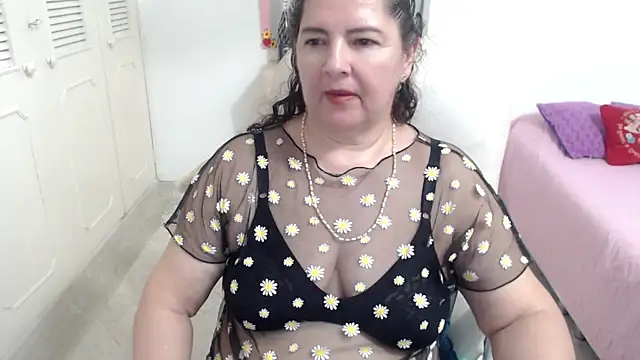 leonela_69n Live XXX chat