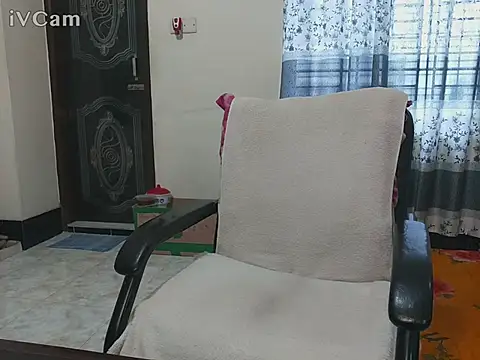 ekzxoss Adlı Modelin Canlı XXX Sohbeti