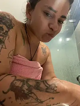 Czat XXX na żywo – Amarantha_666