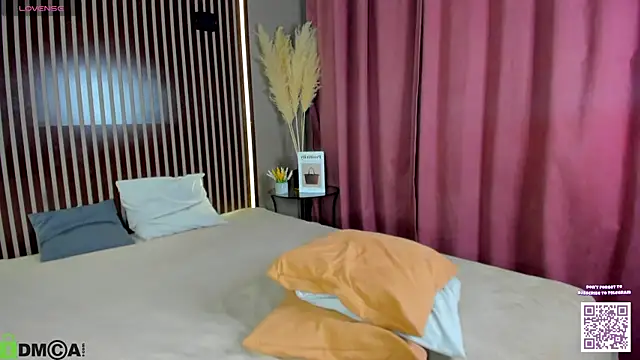 XXX chat uživo modela Lessi_Panic