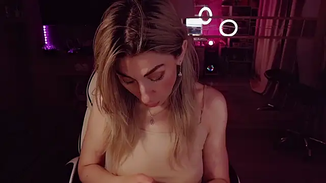 AnnieGOld_ 现场XXX聊天