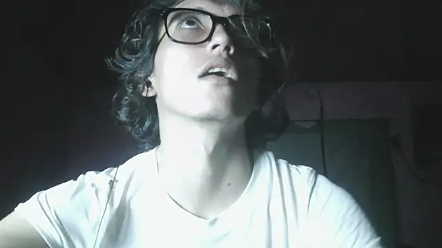 cherryuwu webcam show