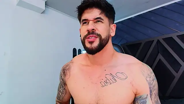 XXX chat uživo modela Petesevans