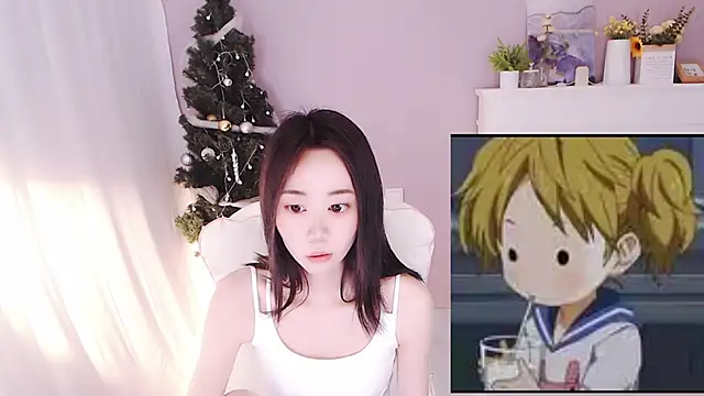 hall-33 Live XXX-Chat