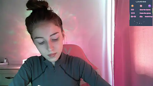 XXX chat uživo modela eskatmi