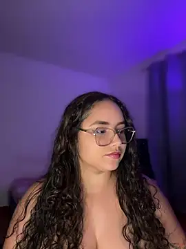 CurlyGirl_1 élő XXX-chatje