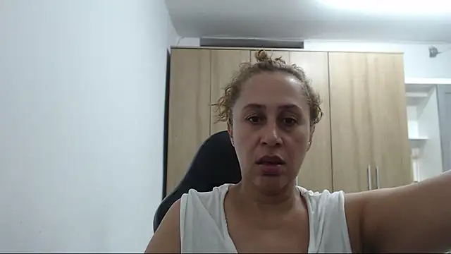RoxanaLove9n Live XXX chat