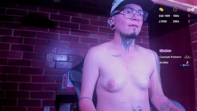 Chat XXX en directo de tyler_jones_