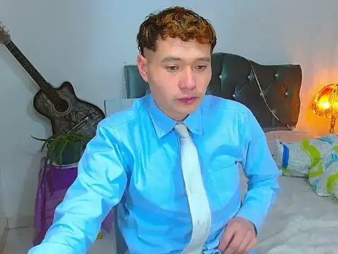 XXX chat uživo modela _Santi2
