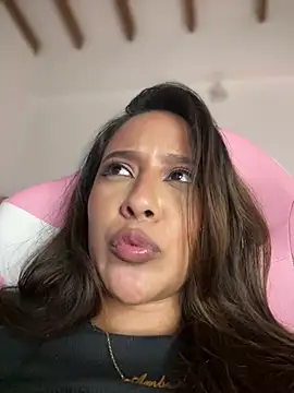 دردشة Little_Amber6 الجنسية المباشرة