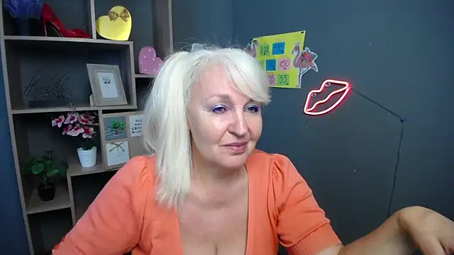 دردشة BlondyLeeBest الجنسية المباشرة