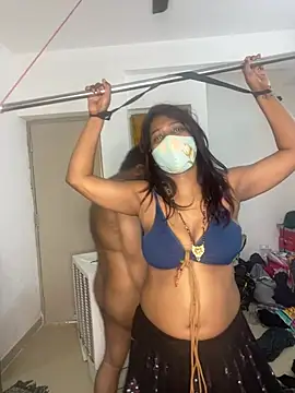 Savita_Desai_BDSM_couple 网络视讯表演